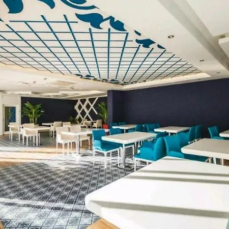 Luxuru Apartment Квартира У Моря 1+1 Elite Life 4 Avsallar アパート
